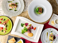 〈12/1～4/30〉【乾杯スパークリングワイン付き】厳選された食材の美味しさを引き出すシェフのコース -リヴィエールディナー-