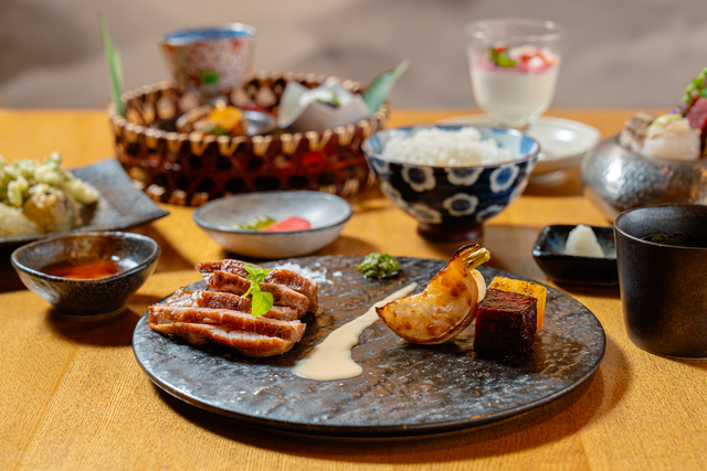 雲レストラン - スカイニセコ - Restaurant Guide - TableCheck