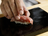Sushi Chef's Choice Course (Special) 6,000 yen → 5,000 yen
