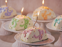 ◎HP限定15％OFF◎通常席【選べる推しカラーケーキ！】センイルケーキ＋ぶどうと栗のパープルアフタヌーンティー！マスカットスパークリング付き