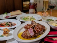[The Ultimate Celebration] Benjamin Prime Award Special T-Bone Course with All-You-Can-Drink for New Year's and Year-End Parties