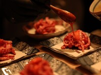 ★신코스【WELCOME TO JAPAN 코스】수많은 상을 수상한 와규계의 천황가 “환상의 순혈 단마규”를 비롯한, 여기서 밖에 먹을 수 없는 최고봉의 불고기 요리를 즐길 수 있는 최상급 코스