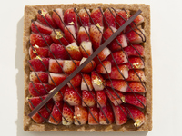 【12/19〜25受取予約】 Xmas限定チョコストロベリースクエアタルト15cm