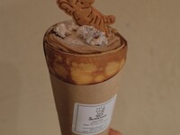 モンブランのクレープとお好きなドリンクのセット