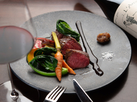 [Christmas 2025] Dinner course of 9 dishes + 7 pairing wines (December 20th to 25th, limited to 3 groups)