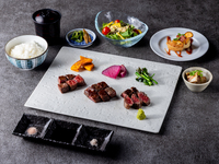 【凌】赤身ステーキ3種食べ比べコース