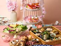 [Dinner ☆ Afternoon] Pink Blossom Afternoon Tea with Cherry Blossom Sweets! 8 dishes and 5 plates including "Grilled Beef Skirt Steak & Chicken Thigh Churrasco with Cheese Risotto"