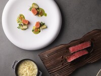 [Early Bird Discount] Signature Lunch Course + Toast Champagne