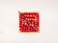 【12/19〜25受取予約】 Xmas限定チョコストロベリースクエアタルト15cm