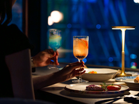 【ベストレートプラン】2025Sunset Xmas course+乾杯ドリンク+窓際席確約(16:00スタート限定)¥22,000→税サ込¥19,800