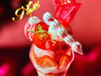 【平日】「1ドリンク付き 大人のご褒美クリスマスパフェ～Strawberry Shortcake～」