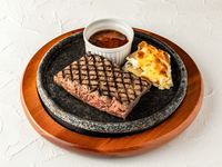 ●【平日ランチ限定オプション】函館大沼牛の石焼ステーキ