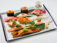 ◎季節の板さんおまかせにぎり（4,180円税込）