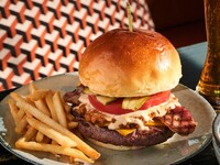 [1/14~] Iron Bay Wagyu Burger + Choice of Toast Drink (Weekdays Only)