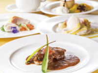 新シェフおすすめランチコース（ドリンクバー付き）