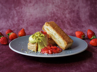 いちごとピスタチオのミルフィーユ＋1ドリンク