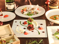 《Xmas 2025》乾杯シャンパーニュ付きクリスマスディナーコース