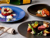 ★10％OFF★【12/22,23 限定XmasDinner】キャビア・メインはオマール海老や国産牛フィレ肉とフォアグラ＆トリュフのロッシー二などの高級食材を使用！全4品世界3大珍味コース！