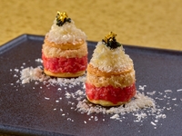 From December 1st, private rooms guaranteed [Seasonal Yukhoe and Yakiniku Course] We offer seasonal limited dishes such as "Wagyu and Crab Pie Cabi Yukhoe" and "8 kinds of carefully selected grilled dishes." We offer a course that allows you to fully enjoy seasonal meals and yakiniku!