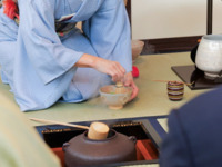 [Harajuku] Make your own matcha tea (with Japanese sweets)