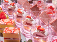 ストロベリーブッフェランチ〈65歳以上〉