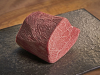 1/9-2/28 [Sui En] 8-course meal featuring fresh black abalone, seasonal vegetables, and Chef Aso's carefully selected Japanese Black Beef