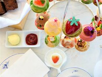 ストロベリーイブニングハイティーセット　いちごお好きなだけ♪（食べ放題）