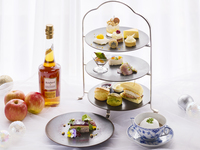 冬のスペシャリテ＆林檎のフランベ付きアフタヌーンティーセット