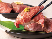 [Saturdays, Sundays, and public holidays dinner buffet for adults/120 minutes] All-you-can-eat beef loin steak and freshly fried tempura!