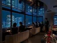 平日限定トリプルメイン【プレミアム/デートコース】14種/幸せの青い泡「オンダ・ブルー」付き贅沢トリプルメイン・四季折々の食材をお楽しみ下さい