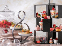 【土日祝】Strawberry Afternoon tea～Jewelberry Collection～