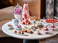 【The Lobby Lounge】 The Ritz-Carlton, Tokyo Strawberry Afternoon Tea