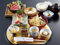 [Seasonal Lunch] Wagyu Sukiyaki Set