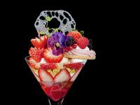 【休日】オーシャンベリーのパフェ