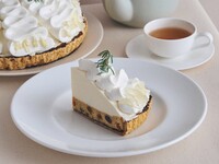 【12/26～】ドリンクセット / シュトーレンチーズケーキ