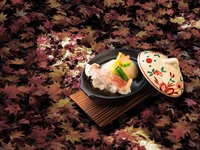 [Table seats] <Gion>