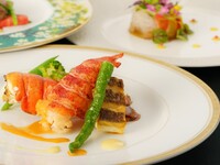 <窓側テーブル席>オマール海老とフォアグラを愉しむ特別ランチコース