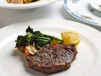 기간 한정 — 엄선된 와규 스테이크 디너 코스, 전 4품 ￥16,800