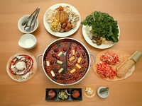 【ランチ】冬養生の薬膳火鍋コース