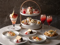 【Weekends】Strawberry & White Chocolate Afternoon Tea by TOKYO NODE DINING(2/20~3/1)