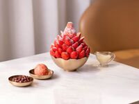 Strawberry Bingsu (딸기 빙수)