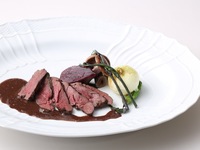 1/5〜1/31にご予約のお客様【ランチ・ディナー共通】おまかせ特別コース　￥25,000～ 