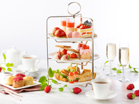 苺のアフタヌーンティー 1日2組限定3時間カフェフリー　乾杯スパークリングワイン付き