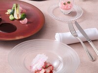 ＜平日ランチ＞[公式HP]こぼれスパークリングワイン付アニバーサリーコース　シェフお勧めWメイン料理を堪能