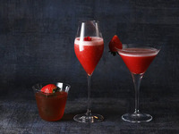 Seasonal Fruits Cocktails "Strawberry" 3,200 yen each