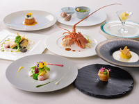 [Signature] Choose from 8 main dishes of spiny lobster, abalone or Japanese black beef, chef's recommended course, table check, reservation only, with a choice of one drink