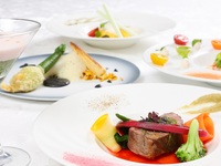 ການຈອງບ່ອນນັ່ງເທົ່ານັ້ນ