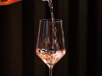 (Lunch) Valentine’s Day Lunch – Nigiri Omakase with Ruinart Rosé