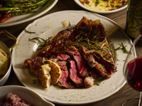 ディナーグリルコース【北海道豊西牛 Tボーンステーキ】