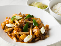 【鶏肉のオイスターソース炒め】サラダ・デザート・スープ・コーヒービュッフェ付き